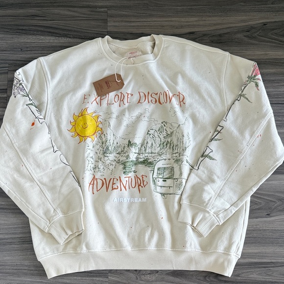 White Adventure Graphic Men's Sweater - Picture 1 of 3